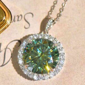 10 Carat Green & White Moissanite Pendant Necklace